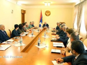 Бако Саакян созвал Совет безопасности