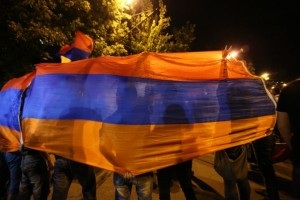 Акция на площади Республики в центре Еревана продолжится до утра