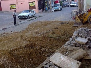 В турецком городе надгробия армян использовались как канализационные крышки