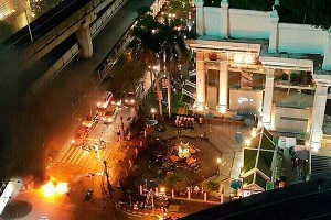 Мощный взрыв прогремел в центре Бангкока, много жертв