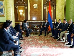 Премьер Армении принял инвесторов из Индии