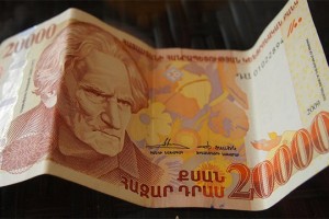 В мире идут валютные войны, в Армении – совершенное спокойствие