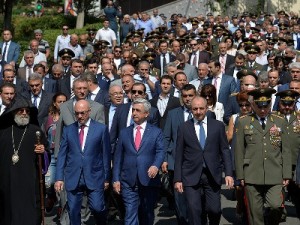 Президенты двух армянских государств участвовали в мероприятиях по поводу 24-летия провозглашения НКР