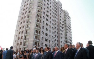 Президент Армении побывал на открытии жилого комплекса для молодых ученых в Ереване