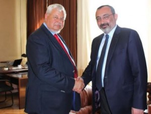 Министр иностранных дел Арцаха принял Каспршика