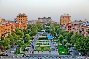 Вопросы развития местной демократии обсуждают на заседании бюро CORLEAP в Ереване