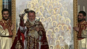 Икона святых мучеников Геноцида армян впервые перенесена в ереванский собор