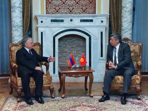 Главы МИД Армении и Киргизии обсудили в Душанбе вопросы двустороннего сотрудничества