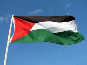 В штаб-квартире ООН в Нью-Йорке впервые подняли флаг Палестины