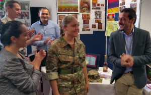 Армянская курсантка спела песню Комитаса в Военной академии Великобритании