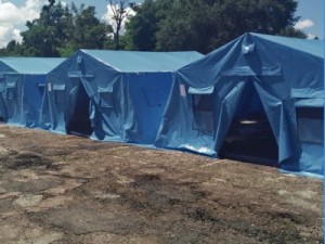 В пригороде Еревана появился условный лагерь для беженцев