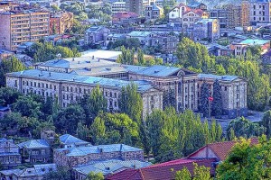 Армения оказалась в опасной переходной стадии