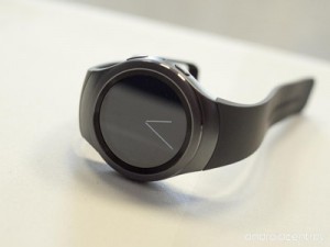 Компания Samsung представила новые часы Gear S2