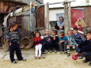 Азербайджанские переселенцы захватывают чужие дома