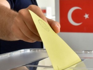 Баграт Эстукян: Большинство армян Турции голосовало за курдскую партию