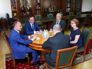 Британский посол побывала в Минобороны Армении