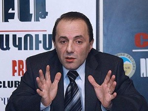 Напряженность на границе Армении и Азербайджана выгодна только России - эксперт
