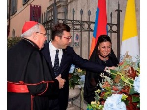 Кардинал Сандри примет участие в церемонии освящения мира в Армении