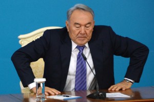 Назарбаев приказал провести внезапную проверку боеготовности армии