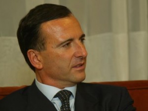 Экс-глава МИД Италии: Карабахский конфликт должен быть приоритетом в деятельности Брюсселя