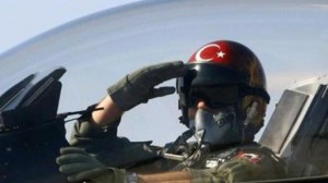 ВВС Турции сбили неопознанный самолет