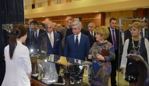 Президент Армении с супругой присутствовали на открытии международной ювелирной выставки «Ереван шоу – 2015»