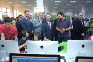 Президент Армении посетил выставку «DigiTec Expo – 2015»