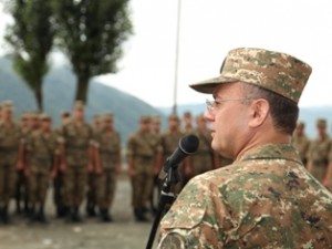 Ситуация на границе с Азербайджаном продолжает оставаться стабильно напряженной - Сейран Оганян