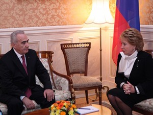 Председатель парламента Армении встретился с главой Совфеда России