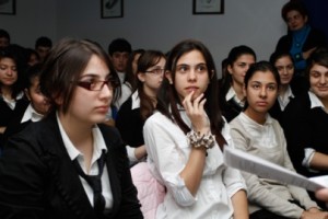 Исследование: армянских студентов больше всего беспокоит безработица в стране