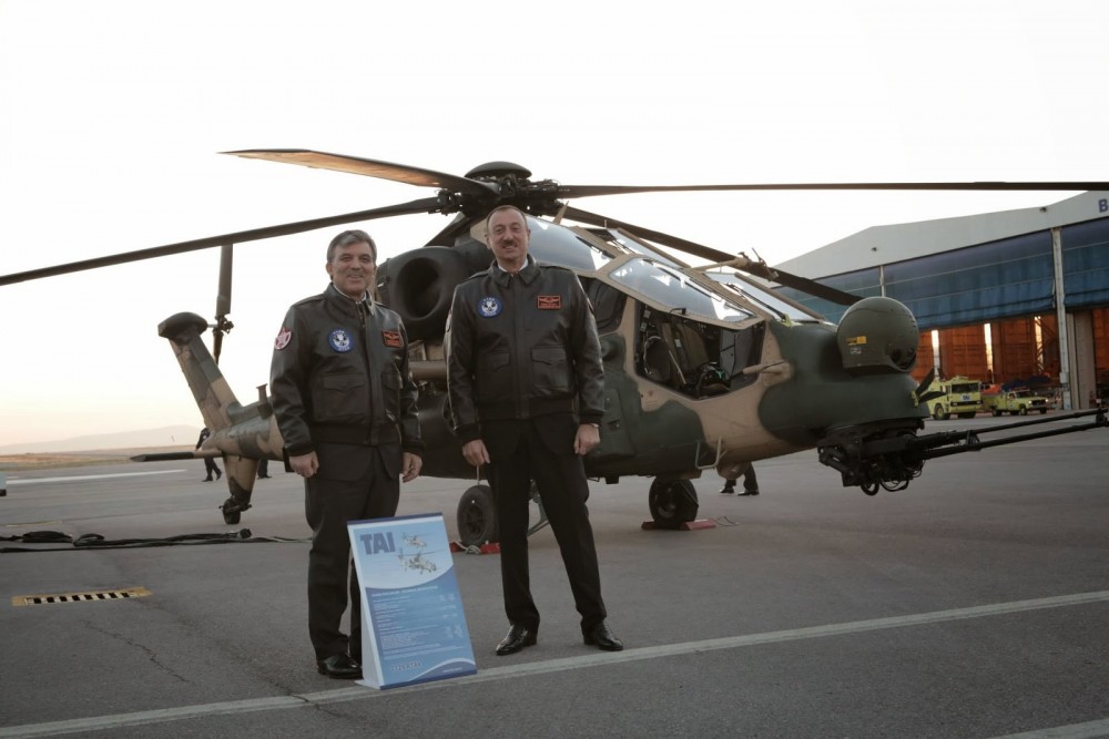 Азербайджан получит 60 турецких вертолетов