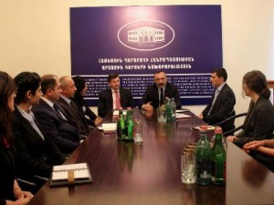 Глава МИД Нагорного Карабаха принял студентов Дипломатической школы Армении