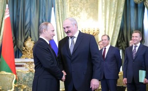 Победа Лукашенко на выборах свидетельствует о высоком политическом авторитете - Путин