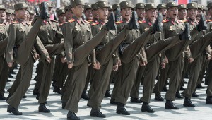 В КНДР проходит парад в честь 70-летия Трудовой партии Кореи