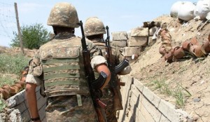 Азербайджанская сторона продолжает обстреливать карабахские позиции – Минобороны НКР