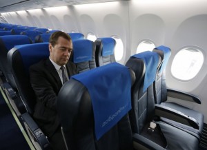 Медведев до конца года посетит Армению
