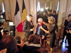 Шарлю Азнавуру вручили высокую награду Бельгии