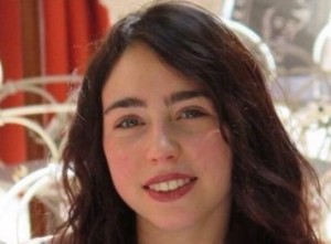 Родители опознали тело погибшей в Париже 17-летней армянки