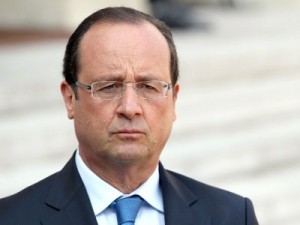 Олланд обвинил ИГ в организации терактов в Париже