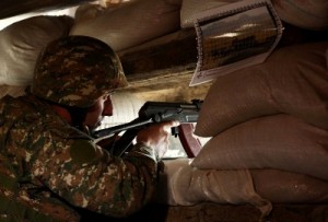 Азербайджан интенсифицировал нарушение перемирия на карабахском направлении