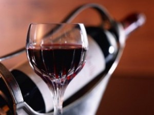 Минсельхоз Армении хочет переучить армян от водки на вино