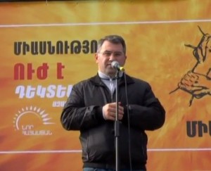 «Наследие»: В Армении очень легко осуществить смену власти при помощи единения