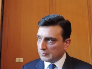 Министр здравоохранения Армении посетил пострадавших в ДТП под Тулой