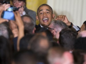 Обама сфотографировался для гей-журнала