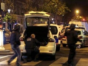 Жертвами смертников при штурме театра в Париже стали четверо полицейских