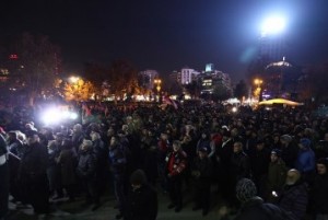 Участники шествия «Новой Армении» присоединились к митингу фронта «Нет»