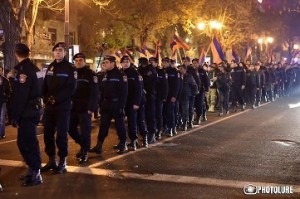 Силы Полиции стянуты к площади Свободы, где запланирован митинг оппозиции