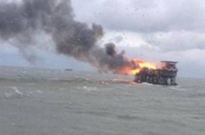 На азербайджанской нефтяной платформе "Гюнешли" сгорели 32 человека (Видео)