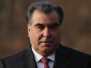 Таджикский президент назначил себя «лидером нации»