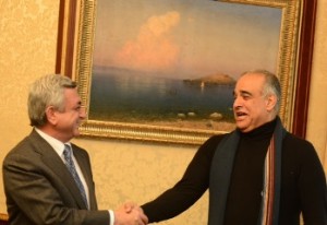 Президент и премьер-министр Армении должны подать в отставку и быть привлечены к ответственности вместе со всеми сельскими старостами - Раффи Ованнисян